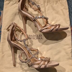 Badgley Mischka Women's Tan Strappy Heels